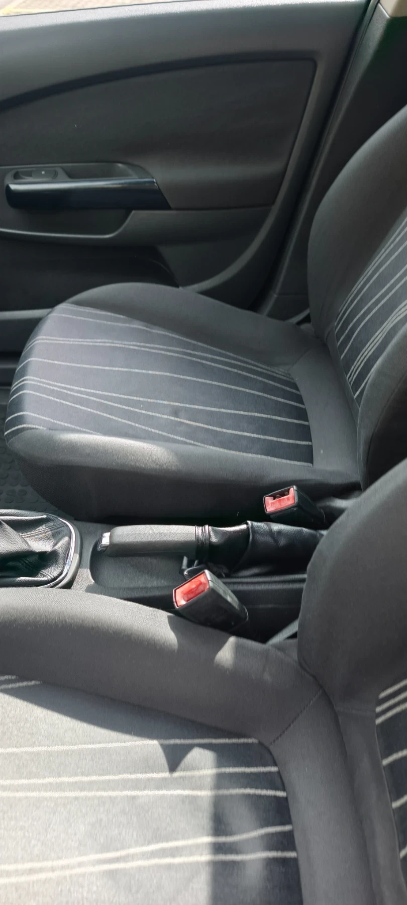 Opel Corsa, снимка 13 - Автомобили и джипове - 56552350