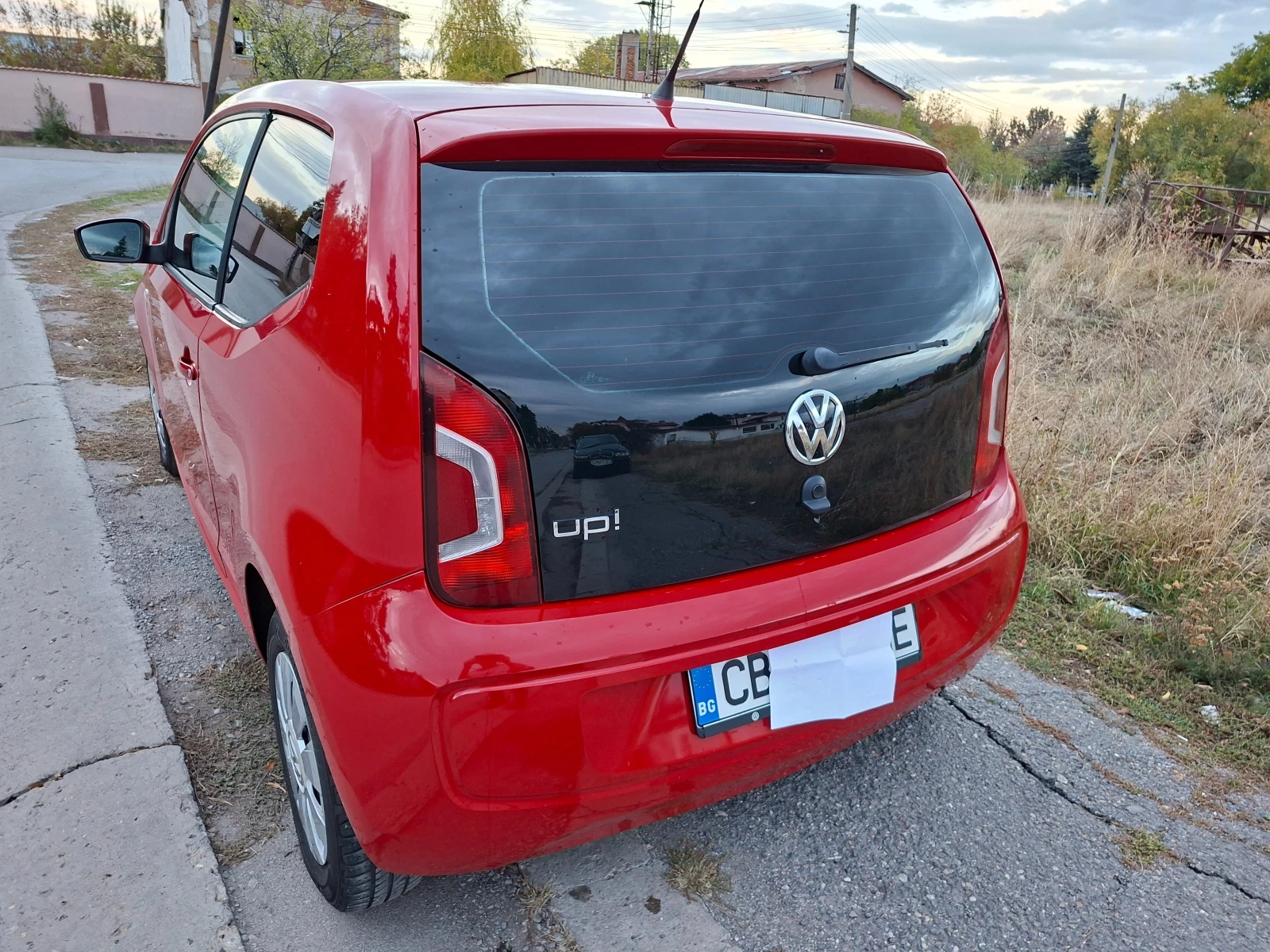 VW Up, снимка 11 - Автомобили и джипове - 56606785