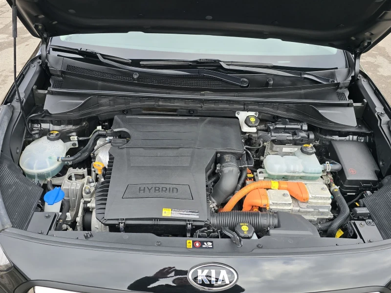 Kia Niro 1.6 HIBRID - 62000км., снимка 8 - Автомобили и джипове - 48433058