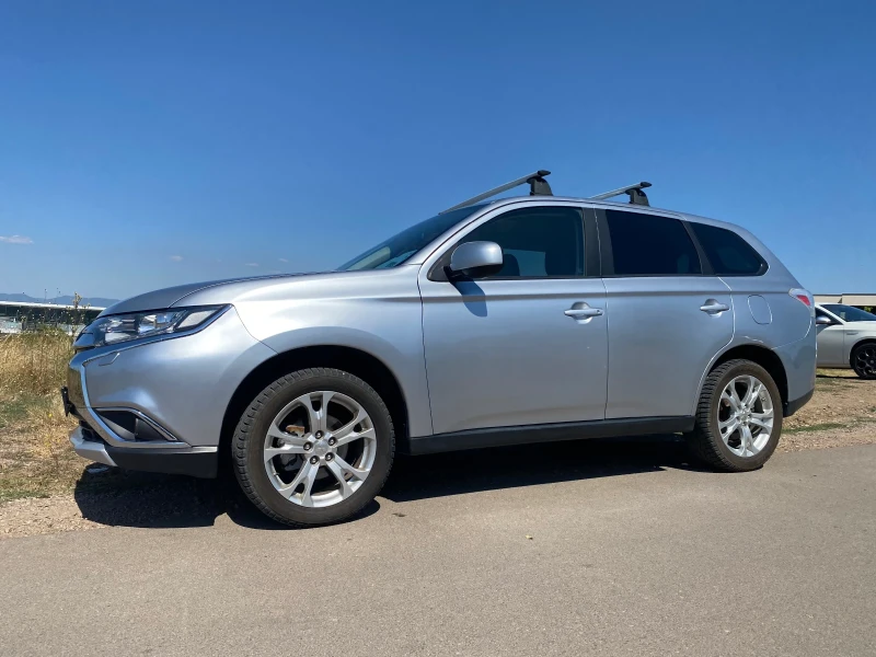 Mitsubishi Outlander 2.4i* 4x4* automatic, снимка 5 - Автомобили и джипове - 51829473