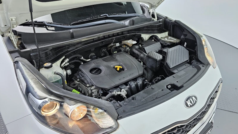 Kia Sportage 2.0 2WD PRESTIGE , снимка 6 - Автомобили и джипове - 52462502