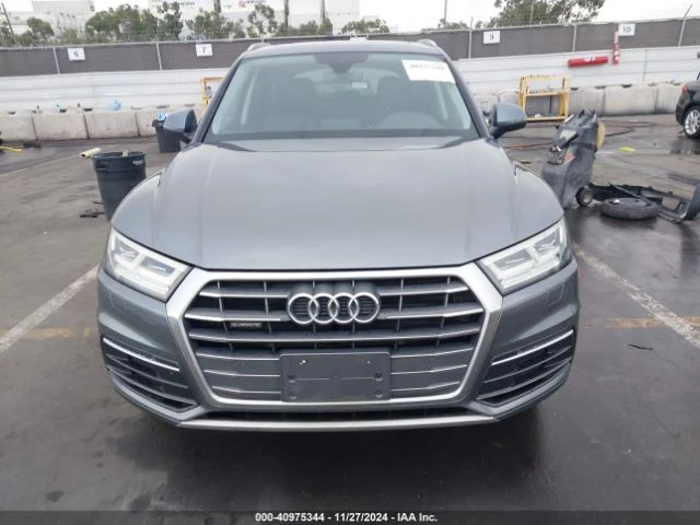 Audi Q5 PREMIUM , снимка 3 - Автомобили и джипове - 48285524