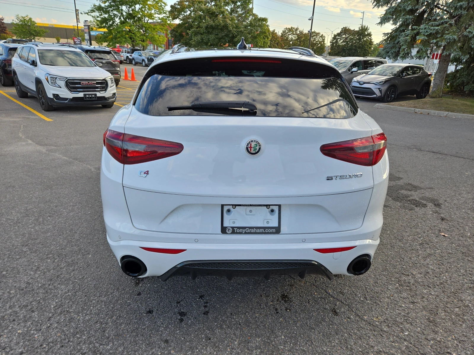 Alfa Romeo Stelvio Veloce* CARFAX* АВТОФИНАНСИРАНЕ* Цена до България* - изображение 5
