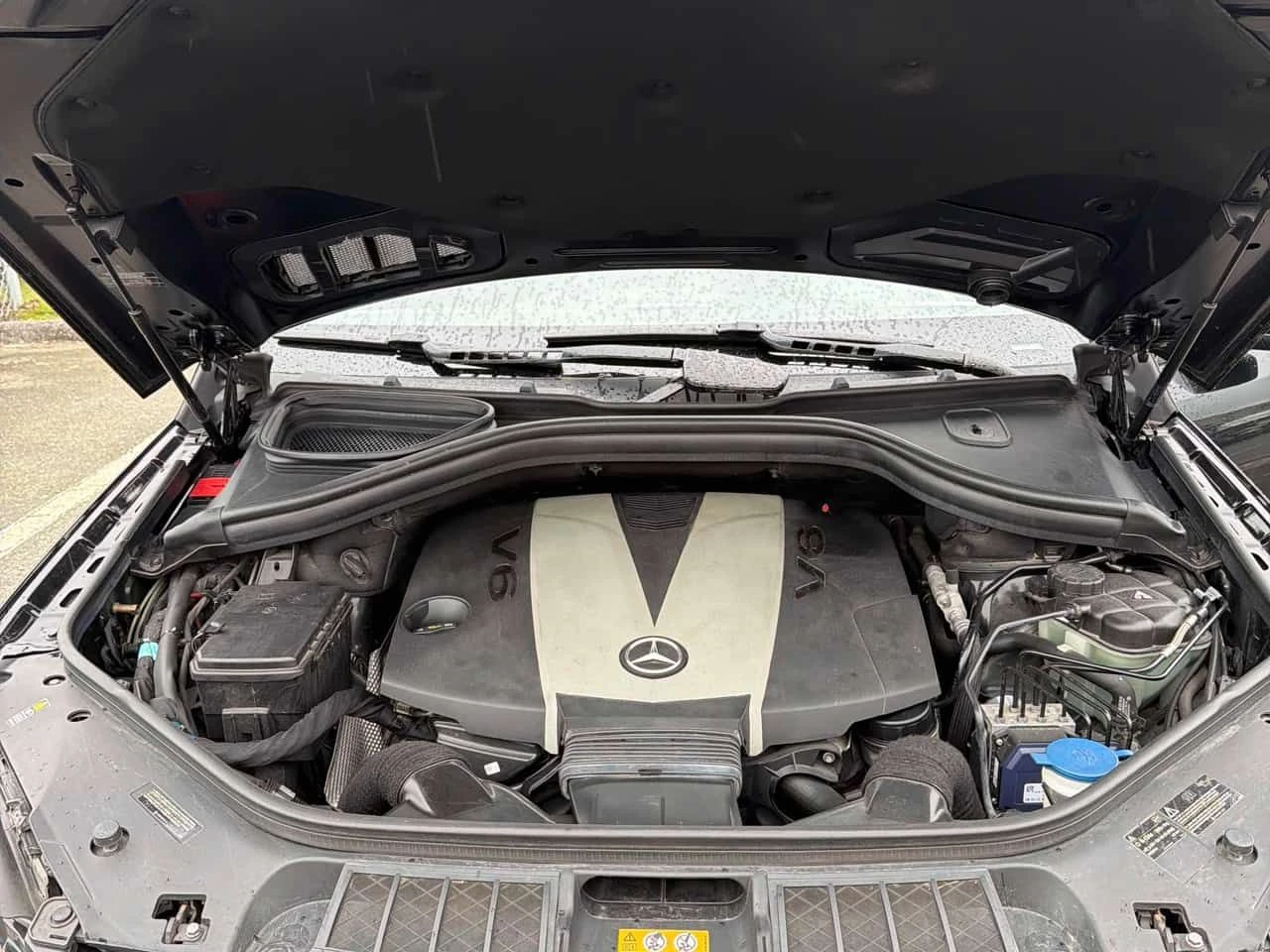 Mercedes-Benz ML 350 BlueTEC  НА ВЪЗДУХ, снимка 11 - Автомобили и джипове - 54078802