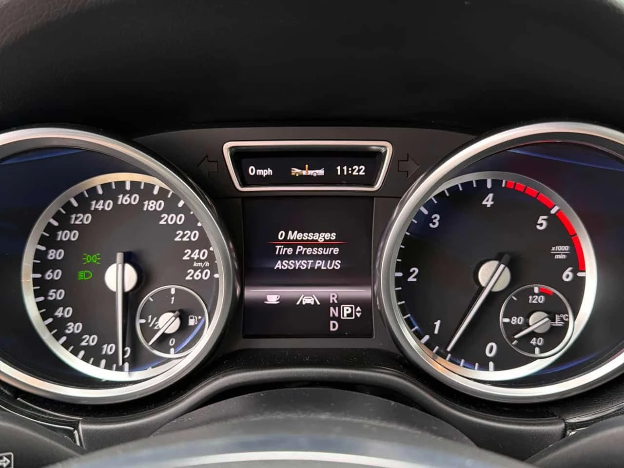 Mercedes-Benz ML 350 BlueTEC  НА ВЪЗДУХ, снимка 8 - Автомобили и джипове - 54078802