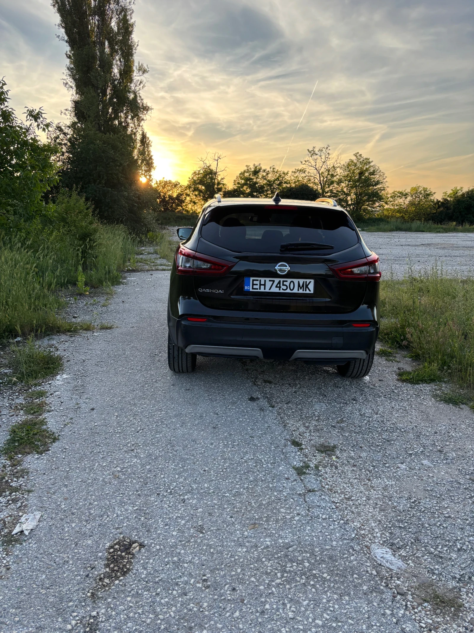 Nissan Qashqai, снимка 16 - Автомобили и джипове - 54715674
