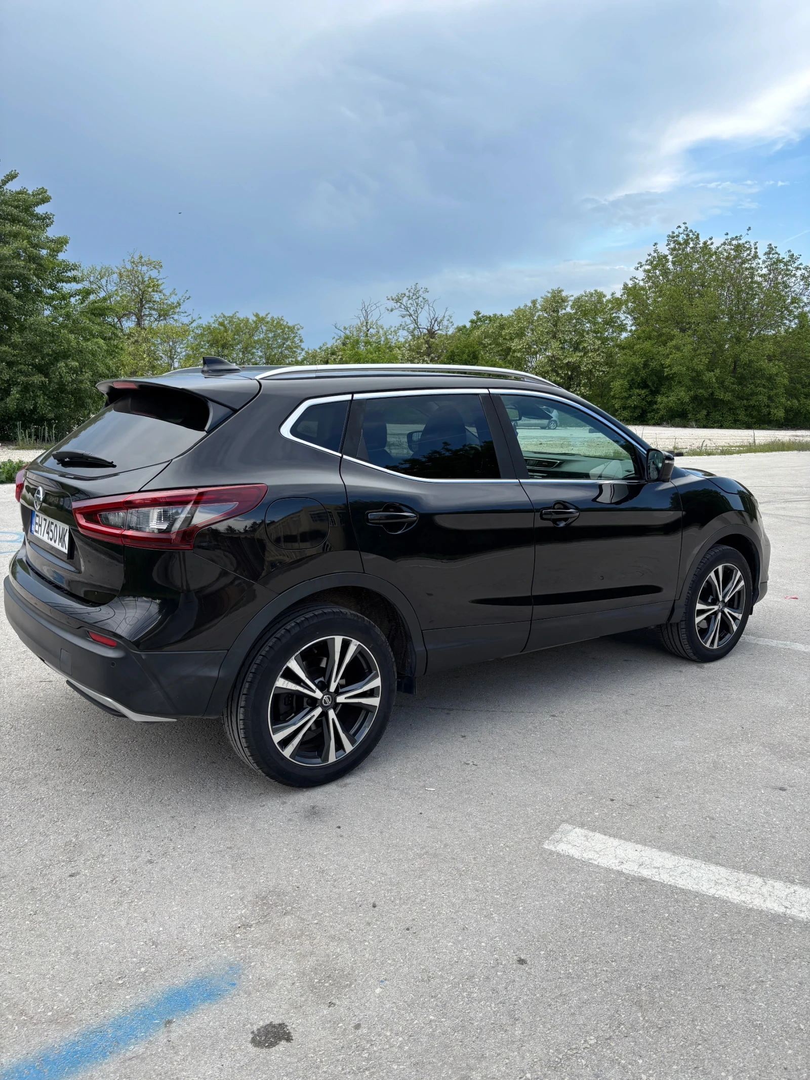 Nissan Qashqai, снимка 4 - Автомобили и джипове - 54715674