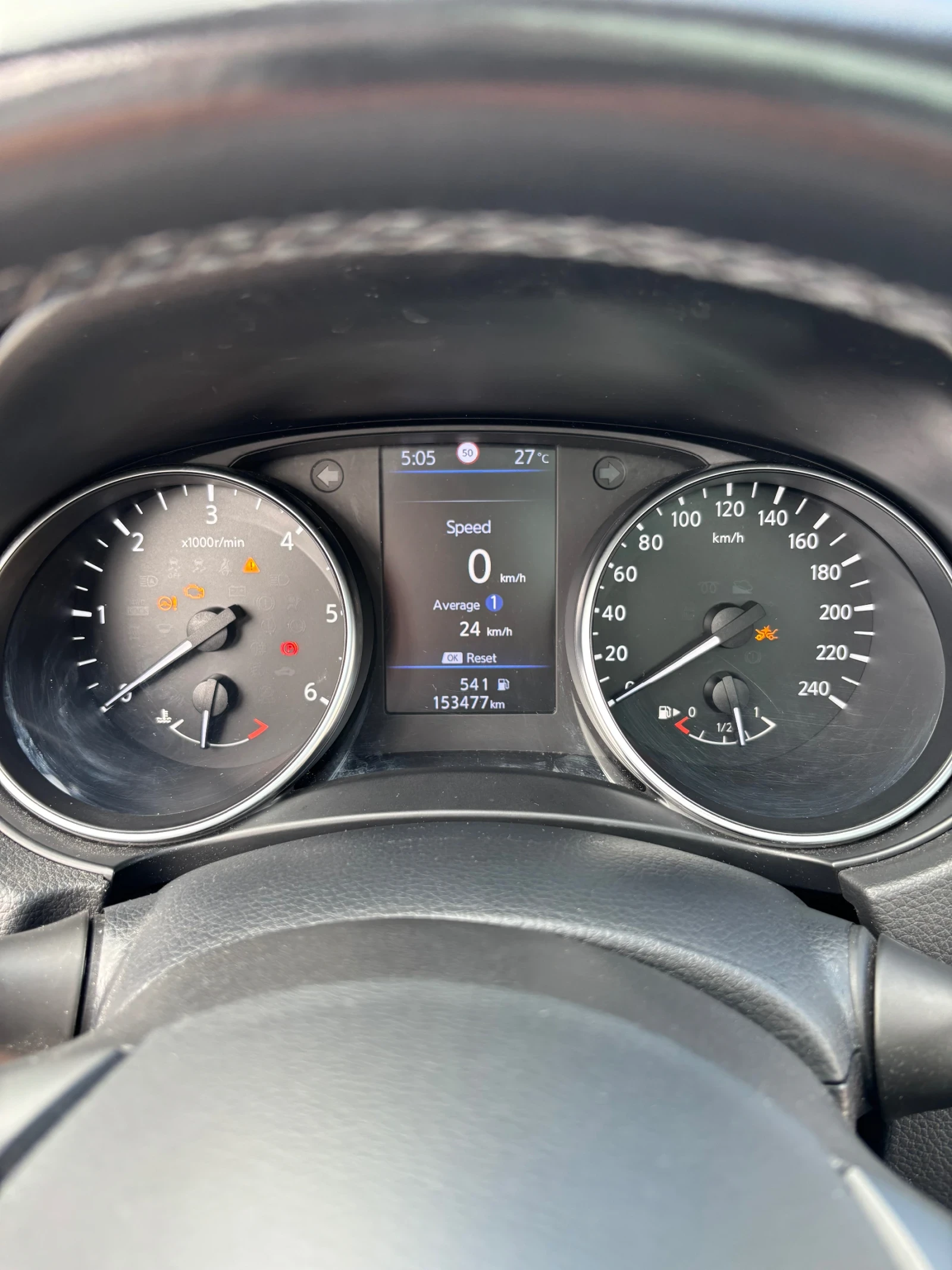 Nissan Qashqai, снимка 10 - Автомобили и джипове - 54715674
