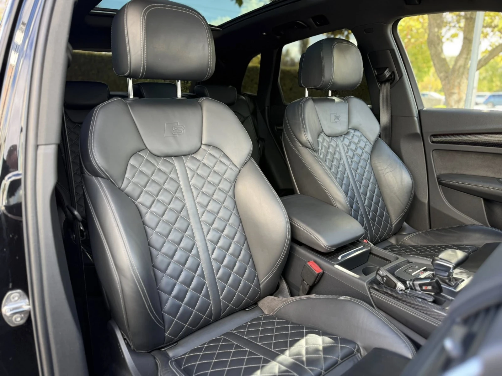 Audi SQ5 Швейцария ФУЛЛ !, снимка 8 - Автомобили и джипове - 54797854