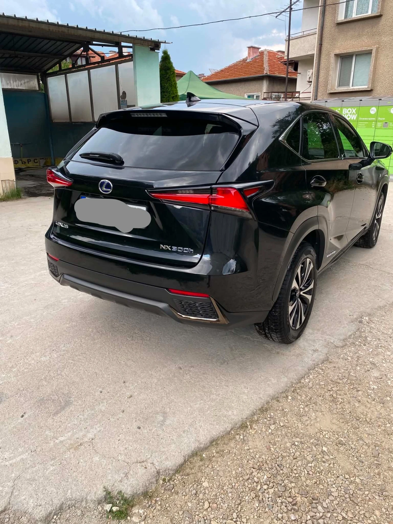 Lexus NX 300h F SPORT, снимка 3 - Автомобили и джипове - 55160575