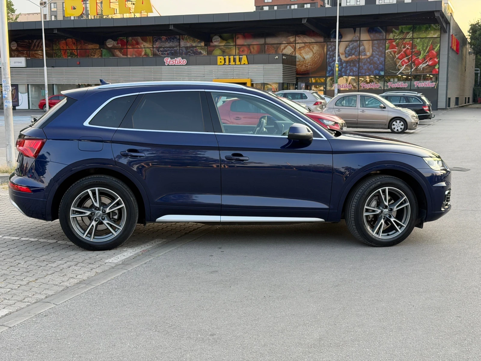 Audi Q5 QUATTRO| ДИГИТАЛНО ТАБЛО| Matrix LED| ВЪЗДУШНО , снимка 3 - Автомобили и джипове - 55366056