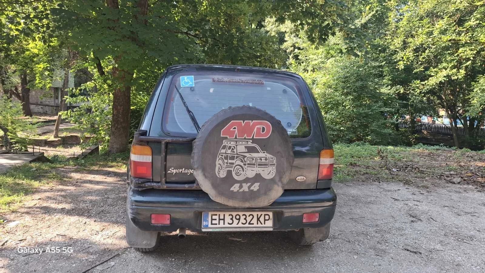 Kia Sportage 2.0i, снимка 2 - Автомобили и джипове - 55420183