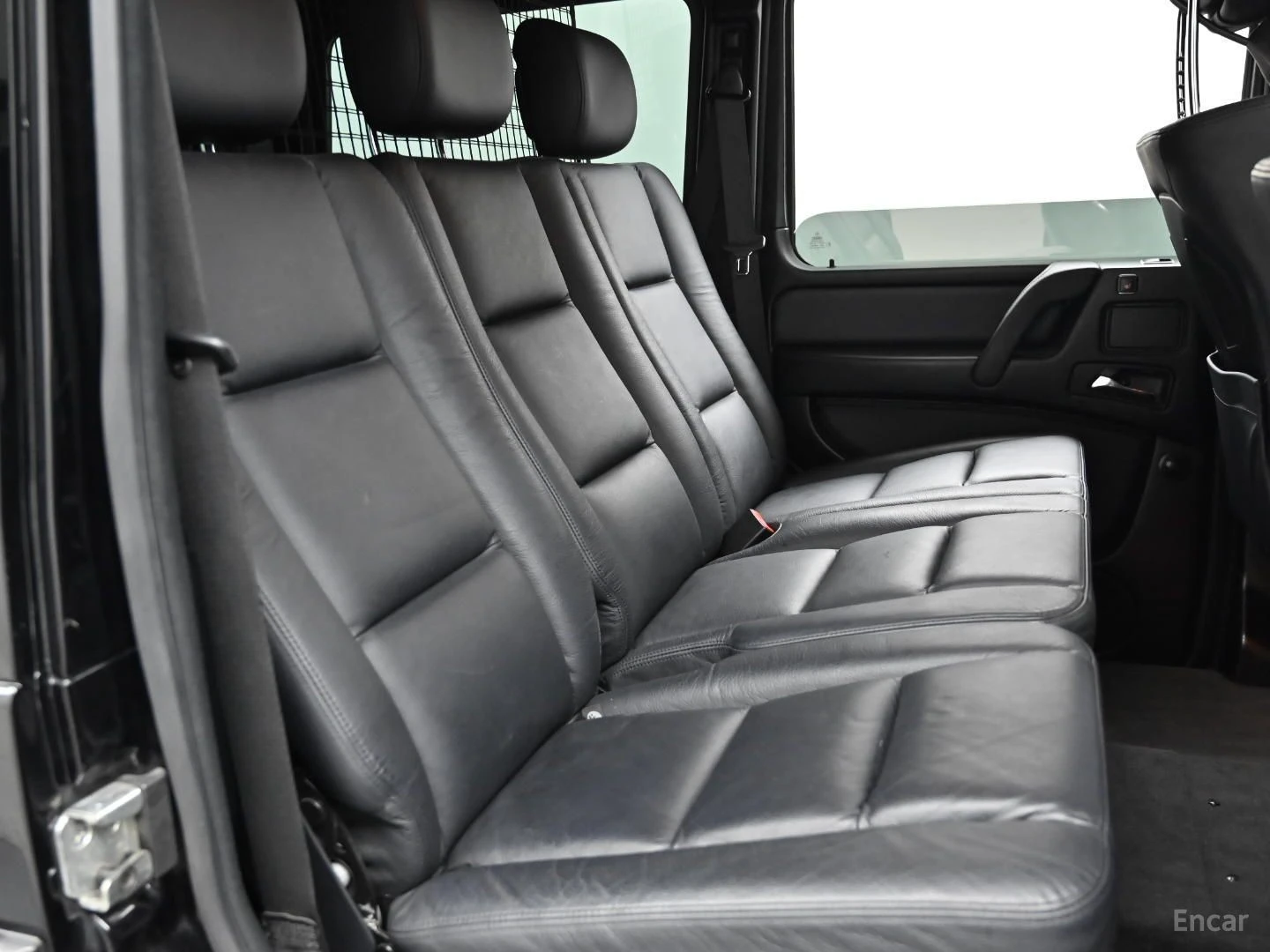 Mercedes-Benz G 350 BlueTEC* МАСАЖИ* КОЖА* ОБДУХВ* НАВИ* ПАНО* , снимка 12 - Автомобили и джипове - 55594528