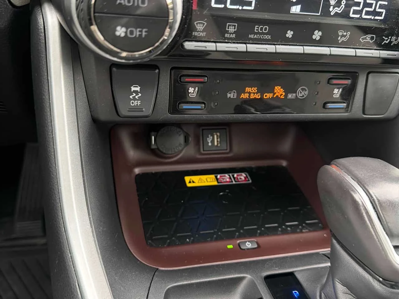 Toyota Rav4 * Hybrid Limited * CARFAX * ����� �� ����������� | Mobile.bg � ����������� 10