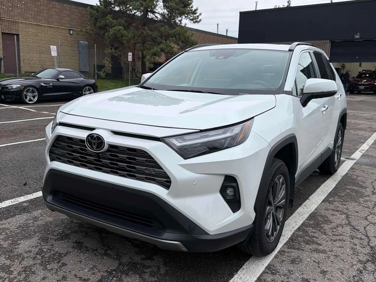 Toyota Rav4 * Hybrid Limited * CARFAX * ОПЦИЯ ЗА ФИНАНСИРАНЕ