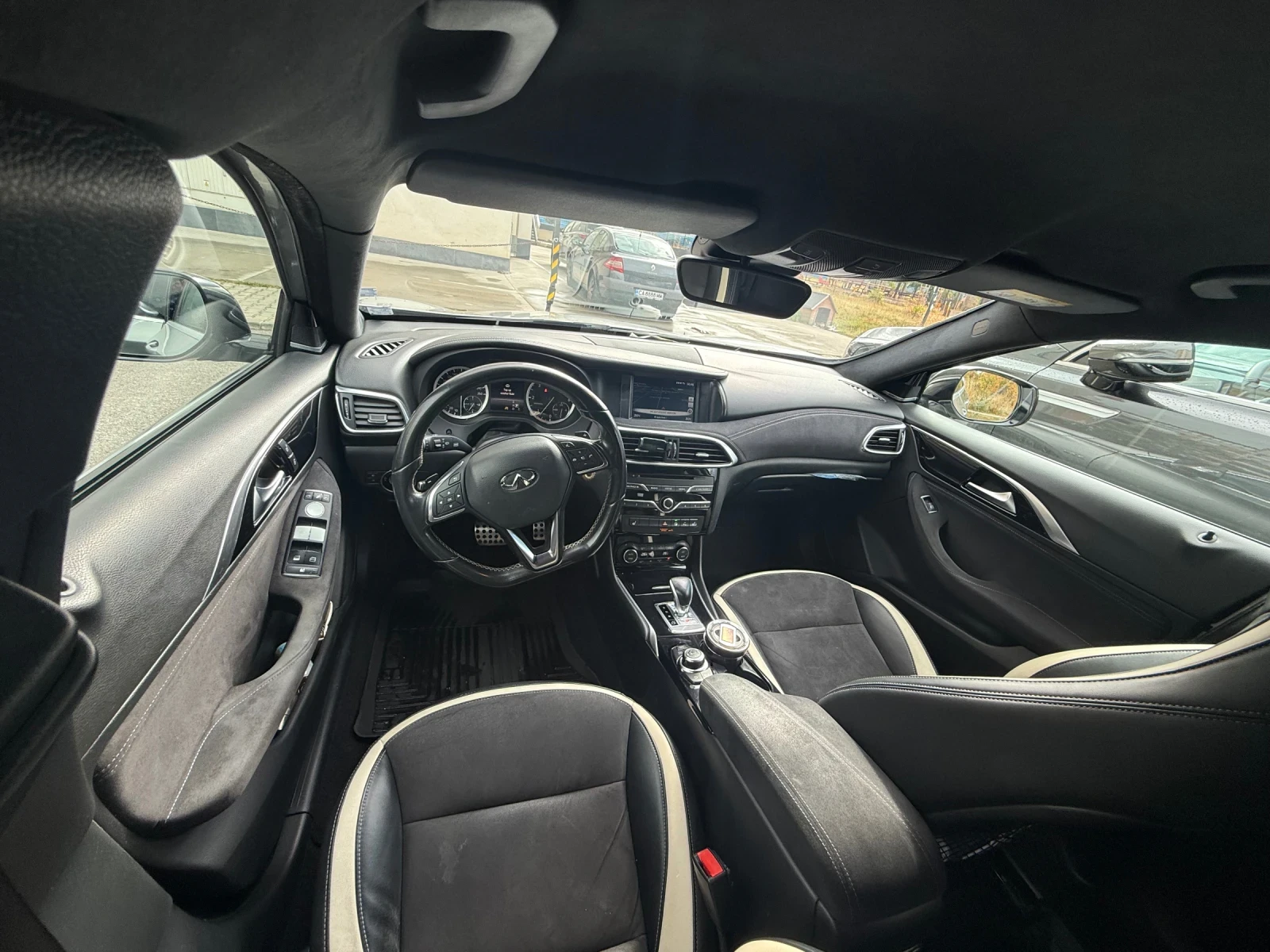 Infiniti Q30 2.2 diesel , снимка 5 - Автомобили и джипове - 56710966