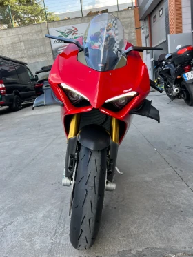     Ducati Panigale  V4S AKRAPOVIC