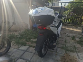 Обява за продажба на Honda Sh Уникално запазен 150i 2015г.ABS старт стоп система ~2 799 лв. - изображение 3