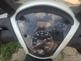 Обява за продажба на Honda Sh Уникално запазен 150i 2015г.ABS старт стоп система ~2 799 лв. - изображение 11