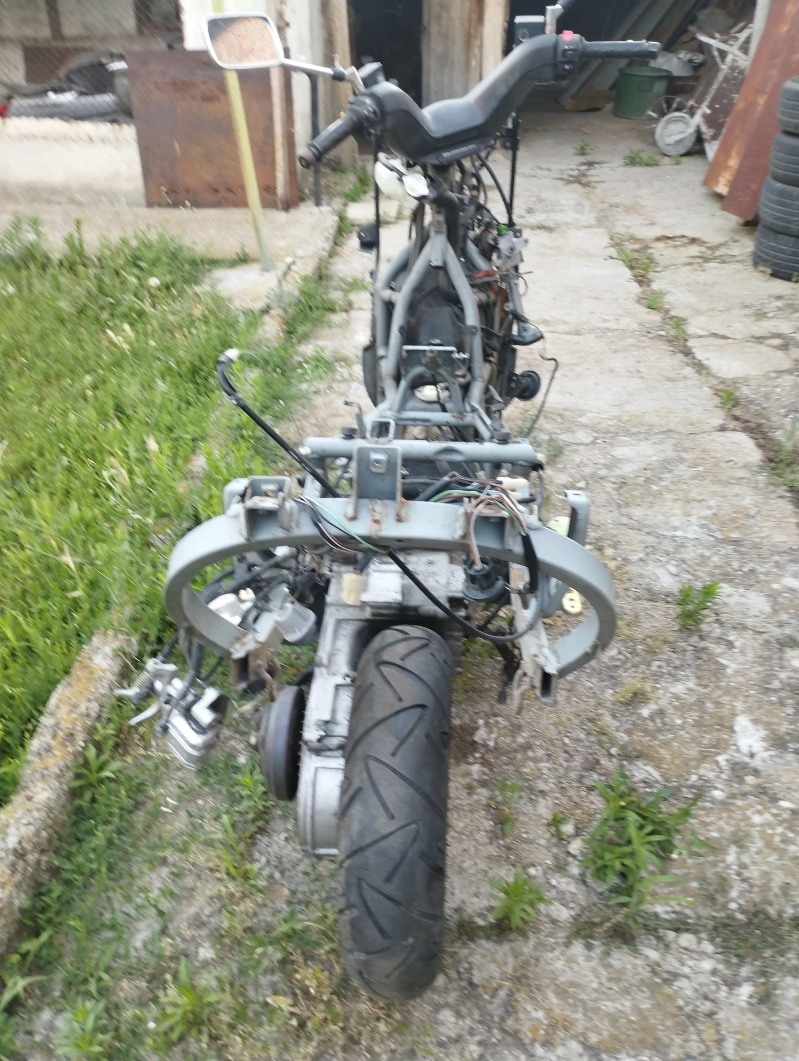 Suzuki Burgman Skuter - изображение 3