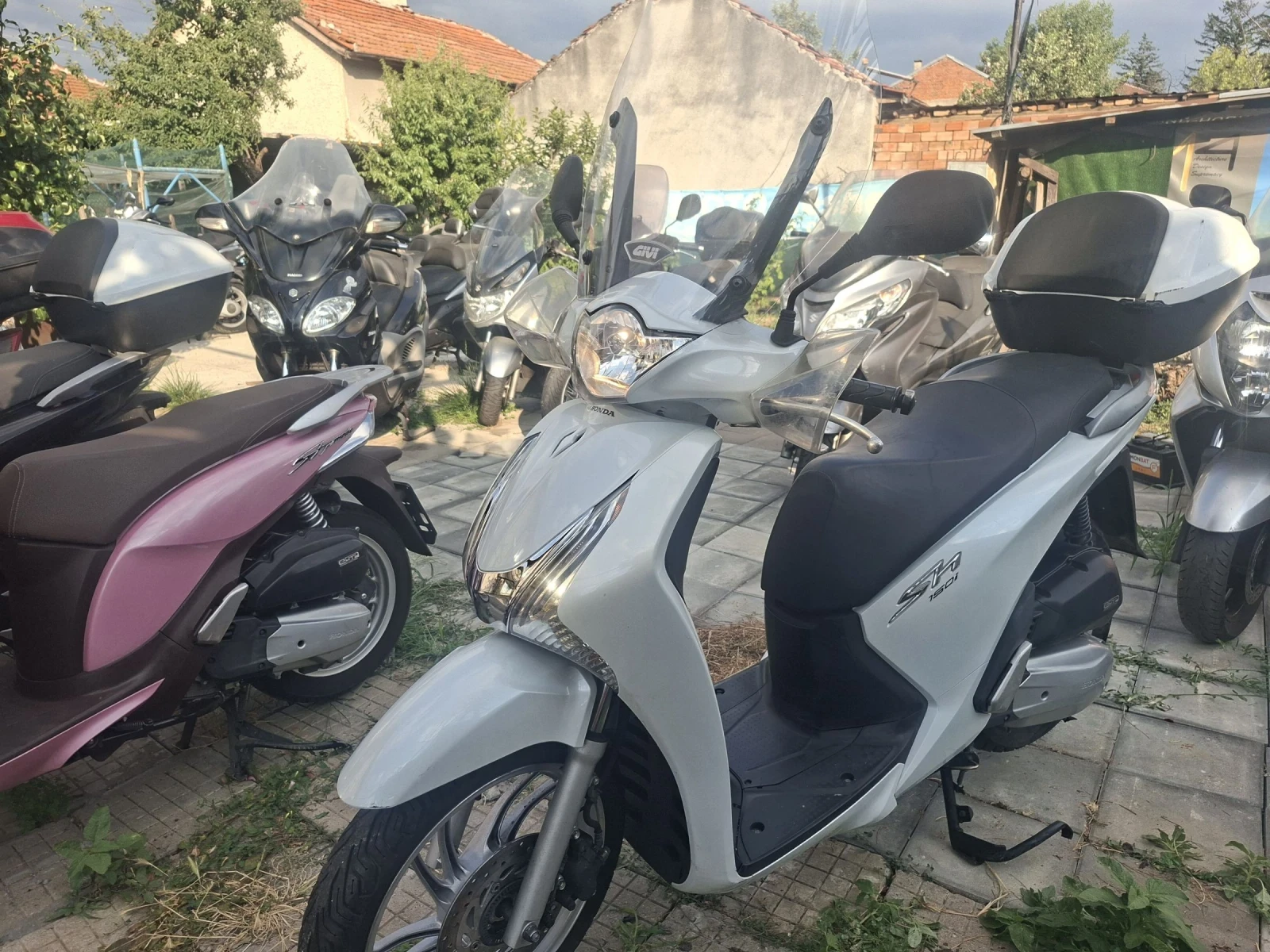 Honda Sh Уникално запазен 150i 2015г.ABS старт стоп система - изображение 5
