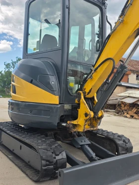 Багер New Holland, снимка 3