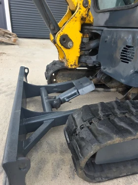Багер New Holland, снимка 6
