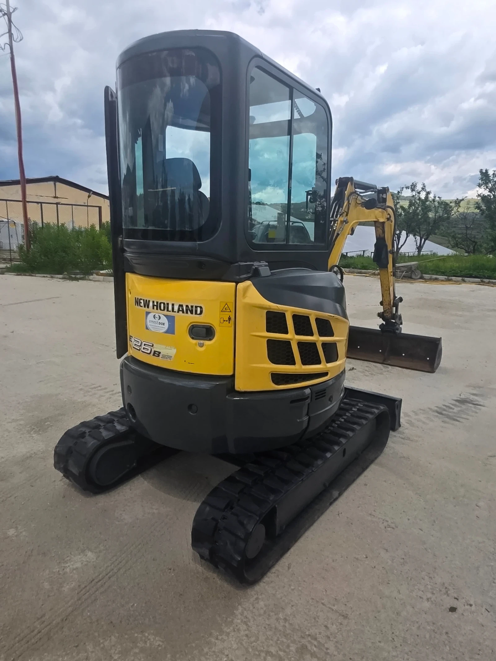 Багер New Holland, снимка 10 - Индустриална техника - 56382764