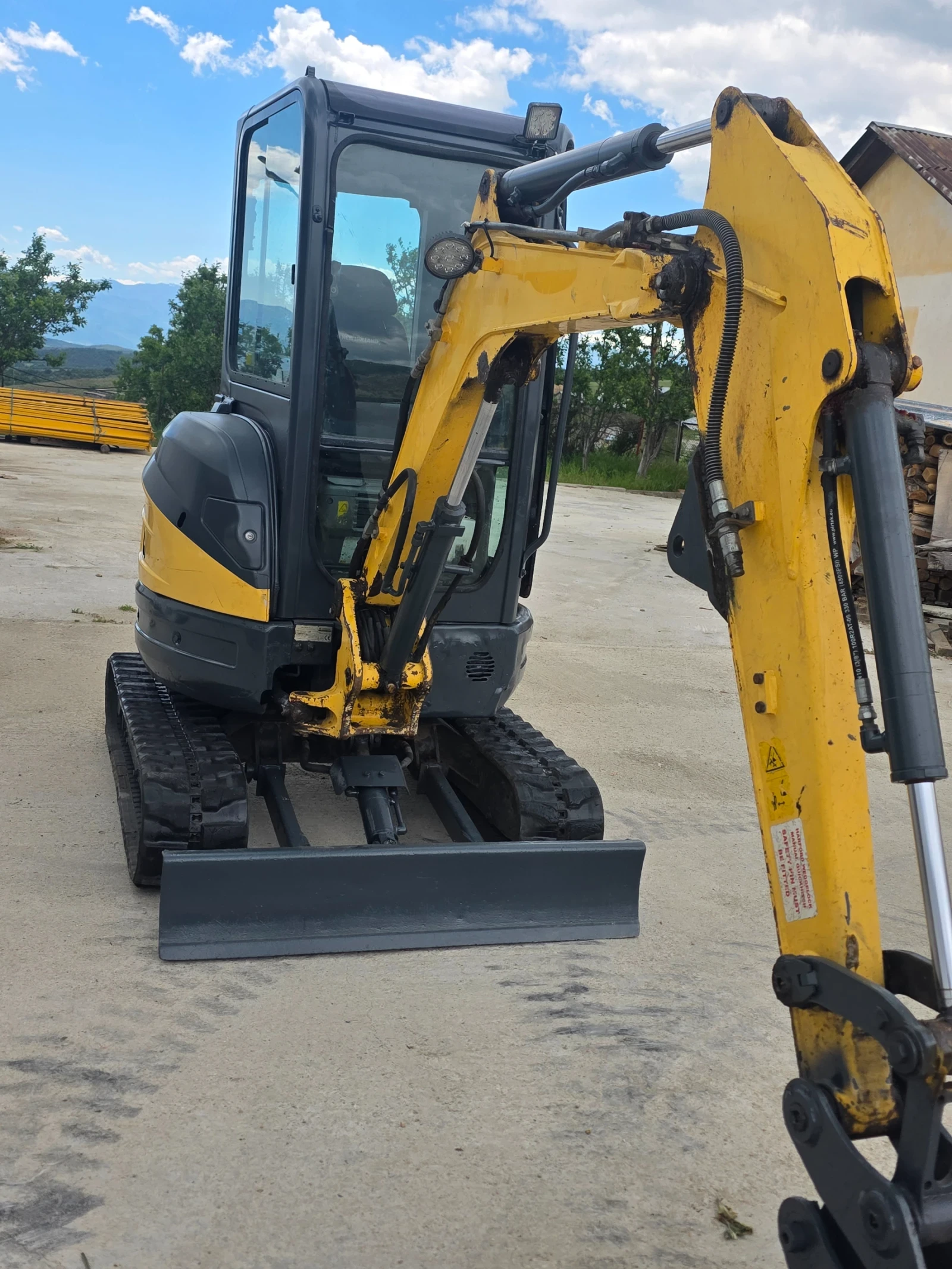 Багер New Holland, снимка 8 - Индустриална техника - 56382764