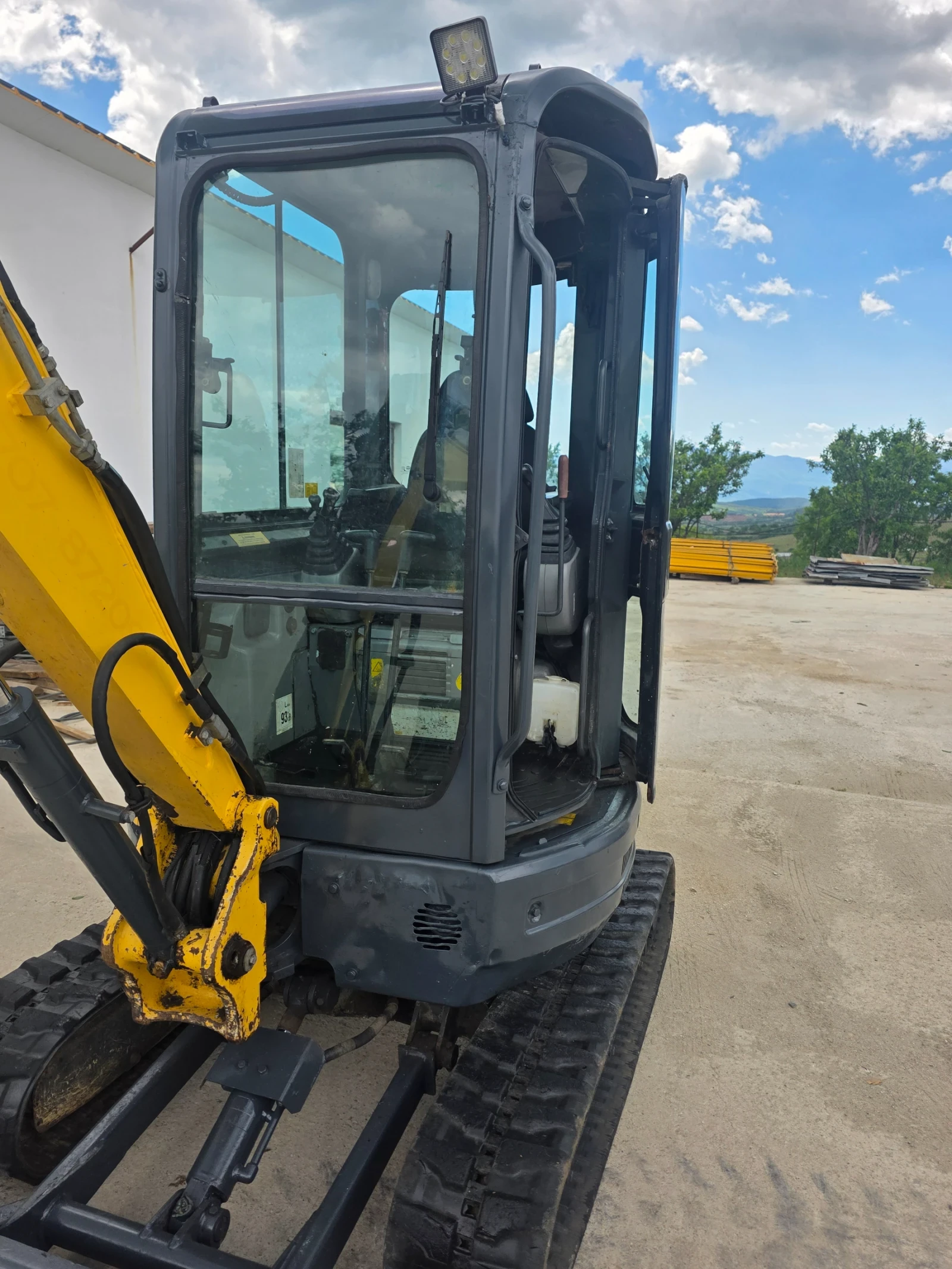 Багер New Holland, снимка 9 - Индустриална техника - 56382764