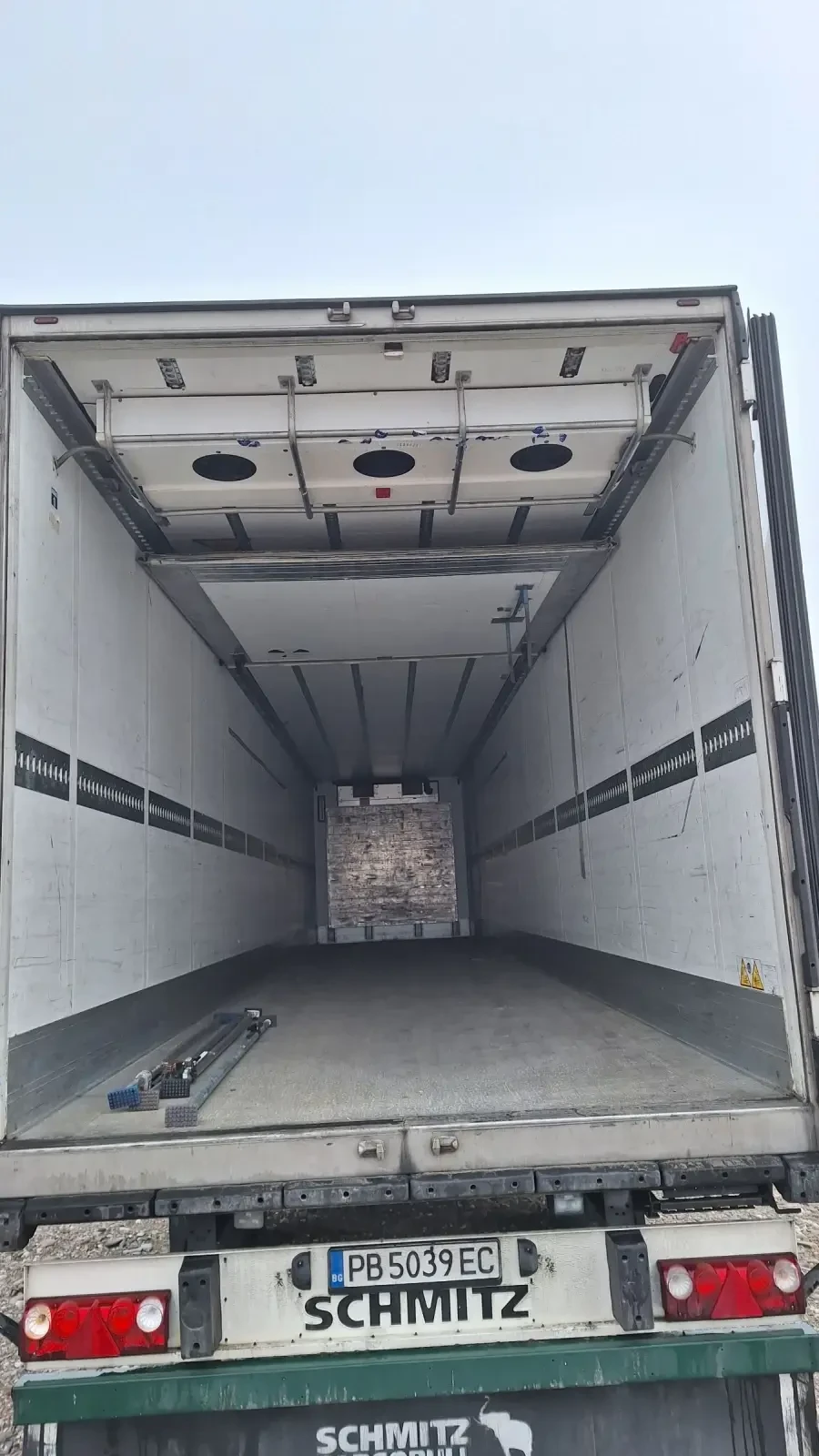  Schmitz Carrier Vector 1950 MT | Mobile.bg   7