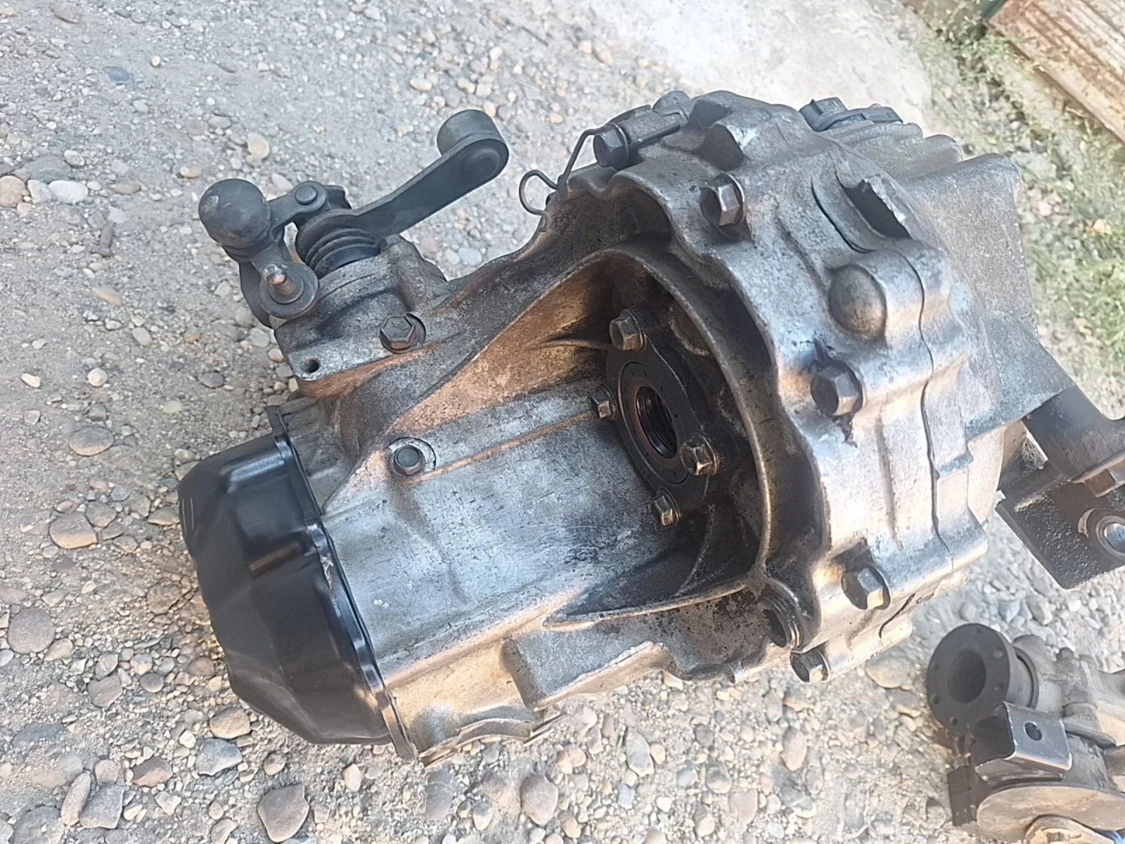     1.3 44 90. 2006 | Mobile.bg   8