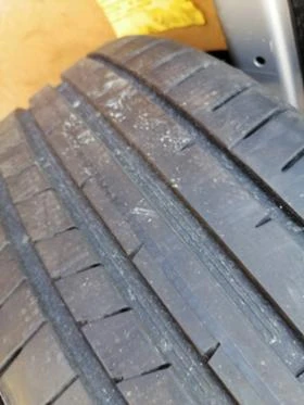 Гуми Зимни 225/40R18, снимка 3