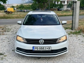 VW Jetta Автоматик 2017 г Бензин Напълно Обслужен, снимка 4