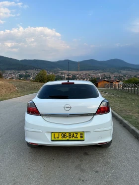 Opel Astra 1.6 GTC, снимка 4