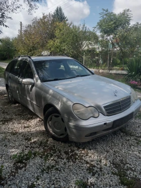 Mercedes-Benz C 200, снимка 2