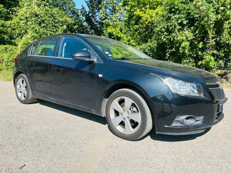 Chevrolet Cruze Sport, снимка 2 - Автомобили и джипове - 46776825