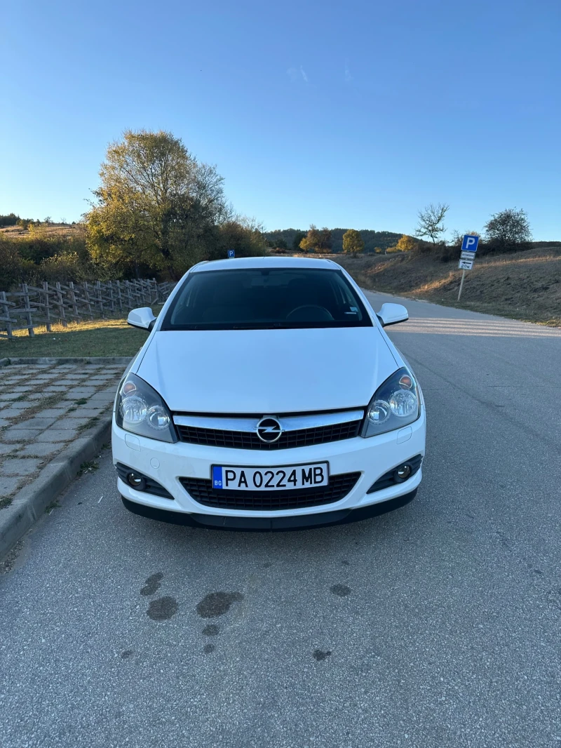 Opel Astra 1.6 GTC, снимка 2 - Автомобили и джипове - 47843033