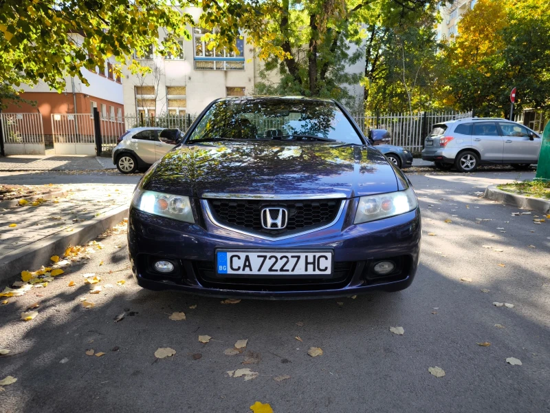 Honda Accord LED/Xenon/Navi, снимка 14 - Автомобили и джипове - 47590437