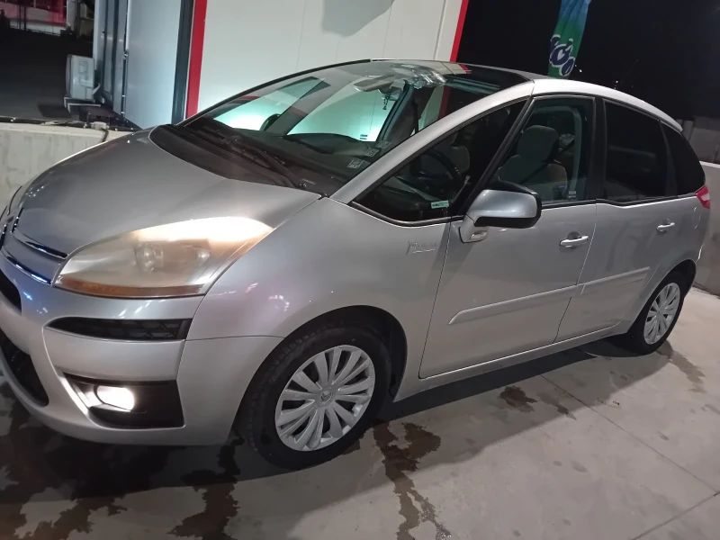 Citroen C4 Picasso, снимка 3 - Автомобили и джипове - 48480663