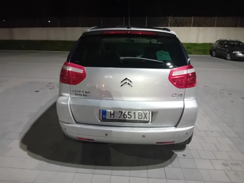 Citroen C4 Picasso, снимка 12 - Автомобили и джипове - 48480663