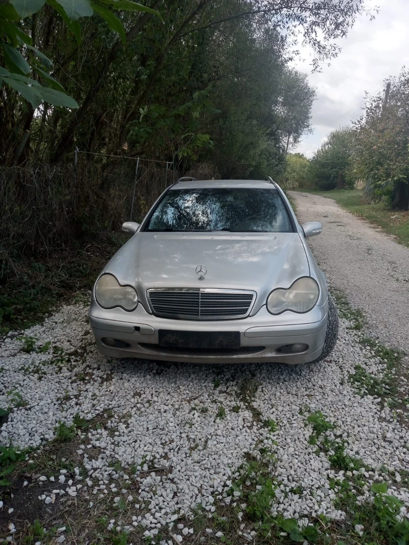 Mercedes-Benz C 200, снимка 1 - Автомобили и джипове - 47908278