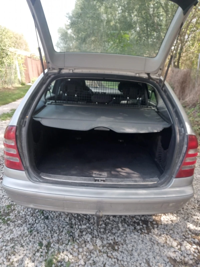 Mercedes-Benz C 200, снимка 10 - Автомобили и джипове - 47908278