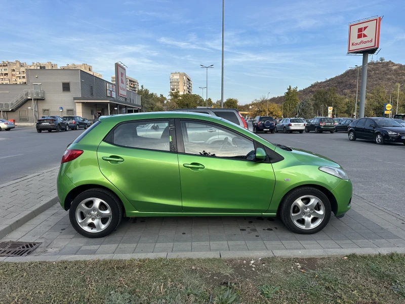 Mazda 2, снимка 7 - Автомобили и джипове - 48067581