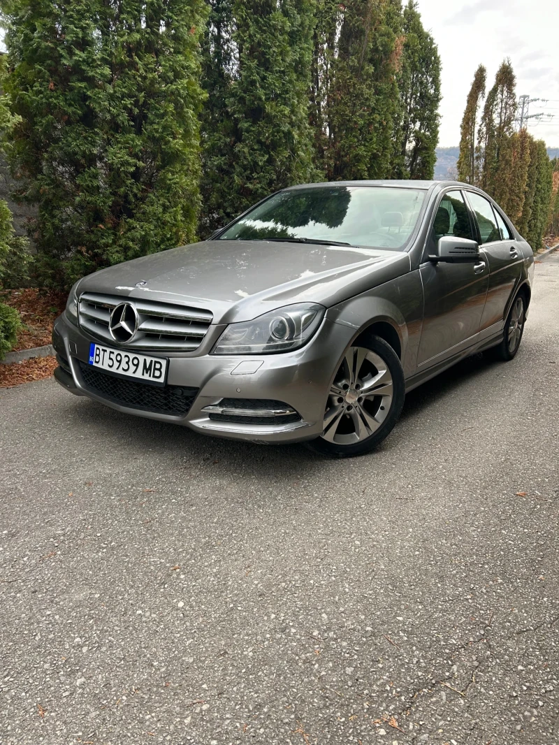 Mercedes-Benz 220 AMG, Avtomat, Navi , снимка 1 - Автомобили и джипове - 48216180