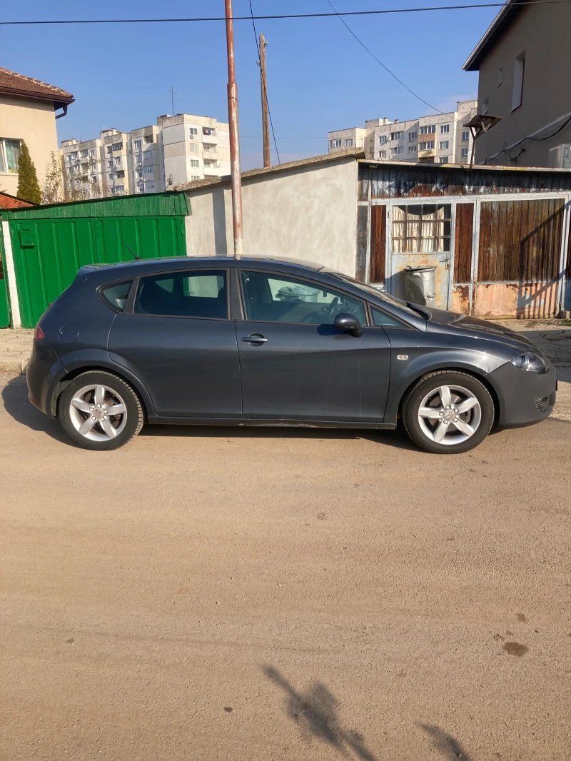 Seat Leon, снимка 3 - Автомобили и джипове - 48172417