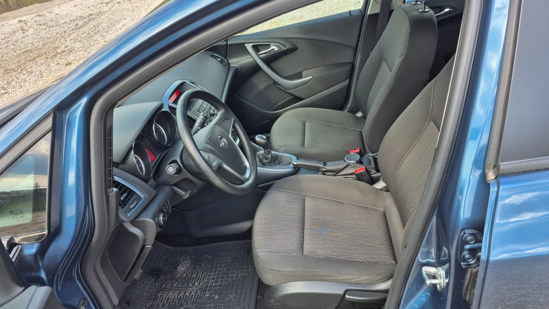 Opel Astra 1.4i-129000км FACELIFT Германия ОТЛИЧНА, снимка 9 - Автомобили и джипове - 48444994