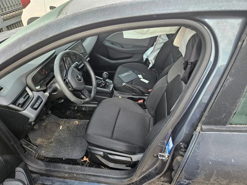 Renault Clio 1.0i GPL, снимка 11 - Автомобили и джипове - 48697889