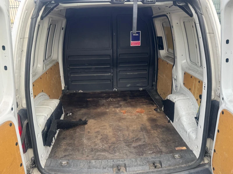 VW Caddy LED* 2.0TDI DSG 102hp* NAVI* PARKTRONIC* 4.2017г, снимка 13 - Автомобили и джипове - 52616412