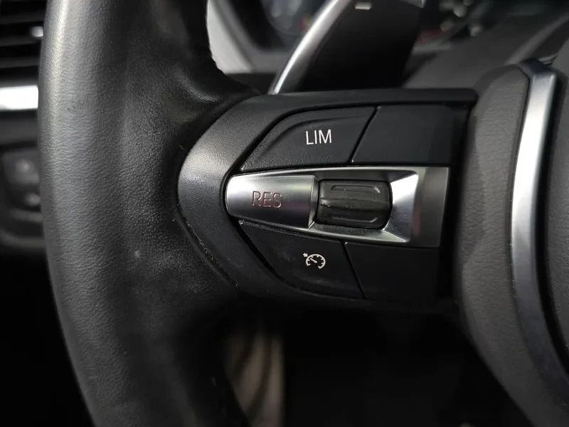 BMW 320 i - САМО 30% АВАНС, снимка 15 - Автомобили и джипове - 56304441